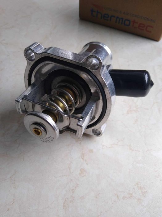 Termostat cieczy chłodzącej