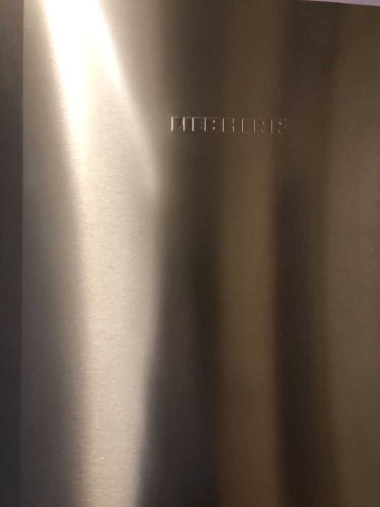 Холодильник Liebherr 2 метра