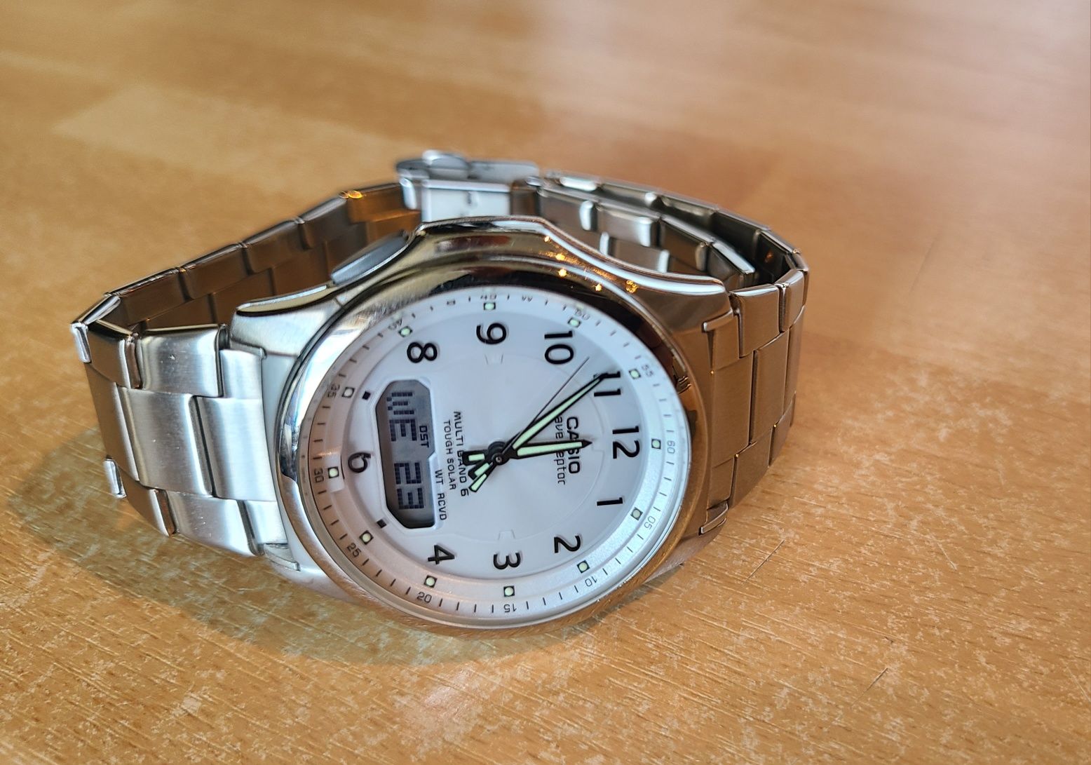 Наручные часы Casio WVA-M630 WAVECEPTOR состояние ИДЕАЛ, точность хода