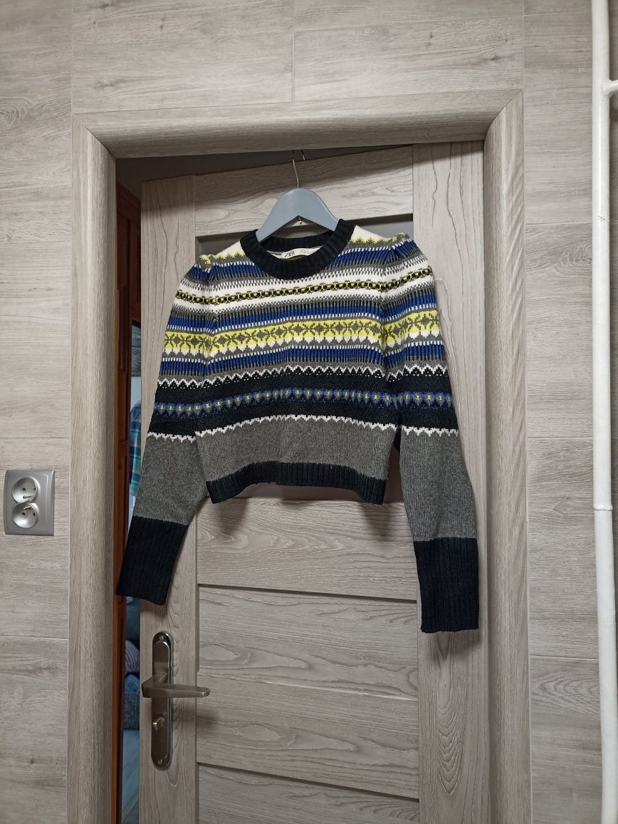 Sweter wzór bufki poszukiwany modny must have hit wełna Zara