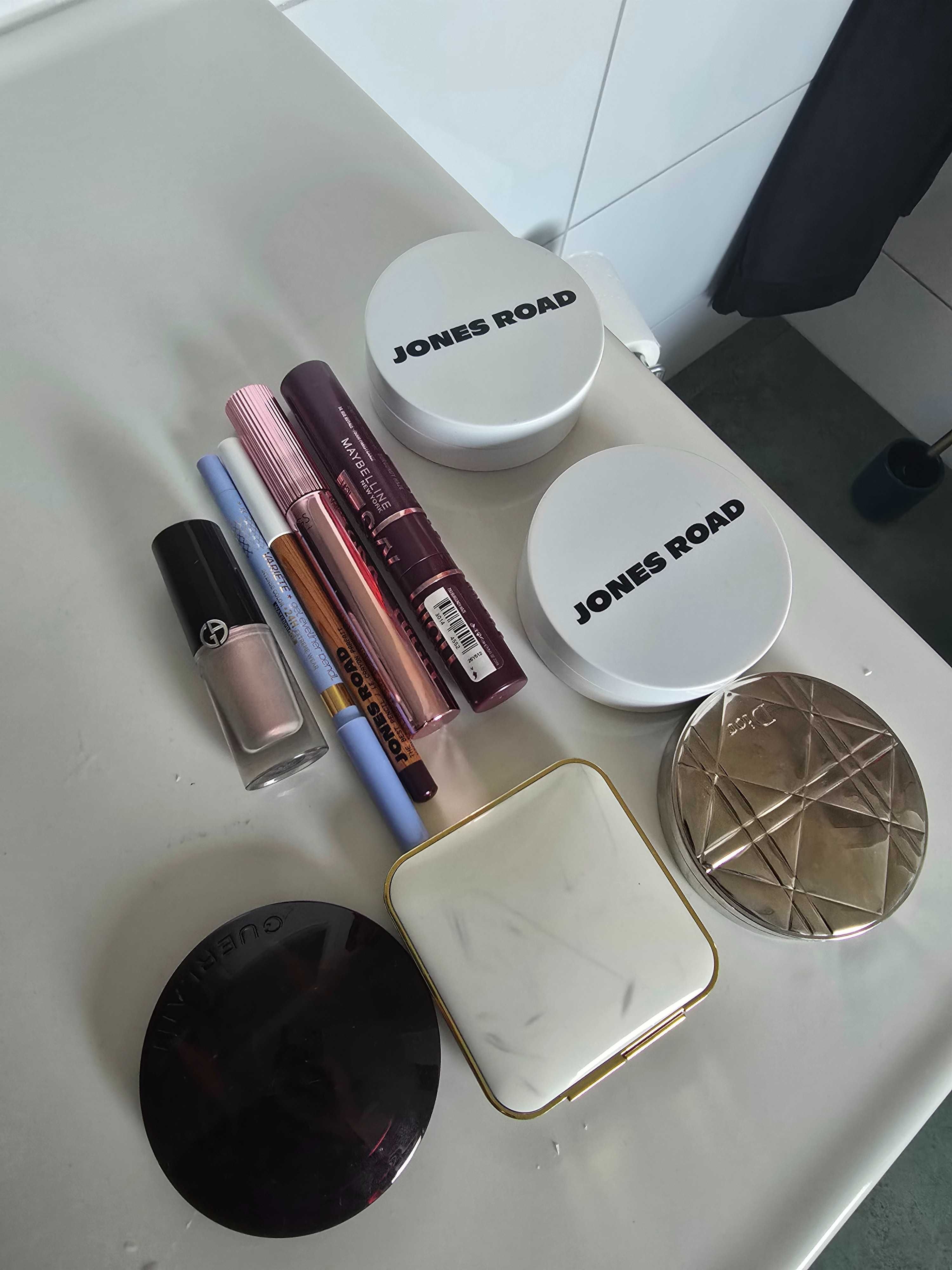 Kosmetyki kolorowe Dior, Guerlain, Tom Ford,