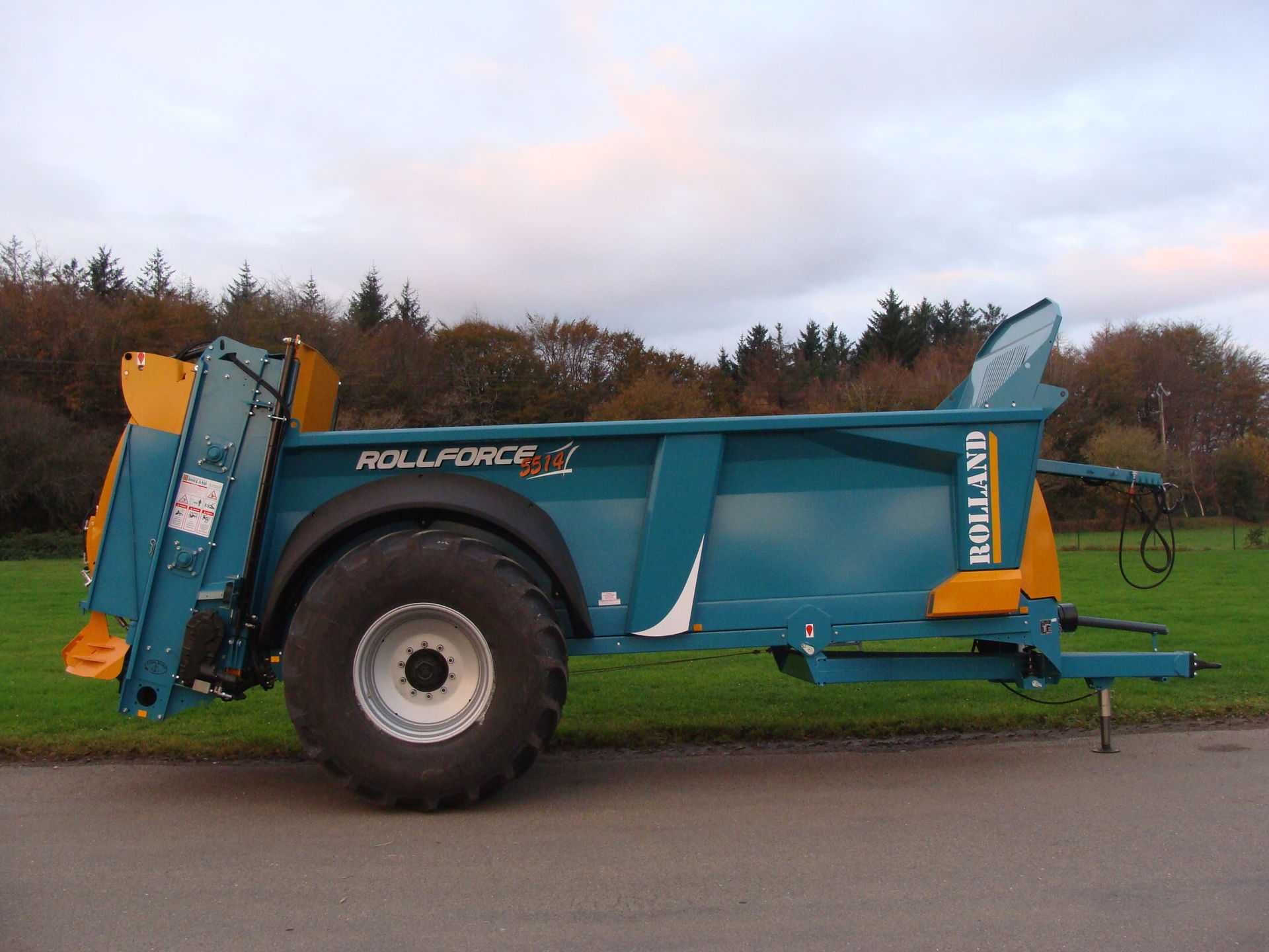 Rozrzutnik obornika ROLLAND FOLLFORCE 6620 wałki pionowe 18 ton