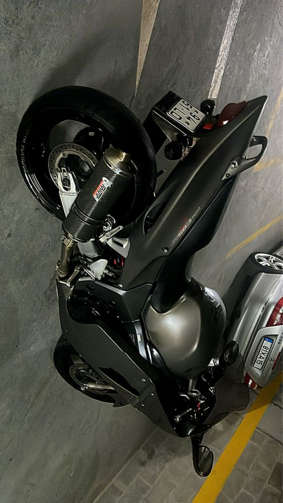 Cbr xx 1100 super black bird