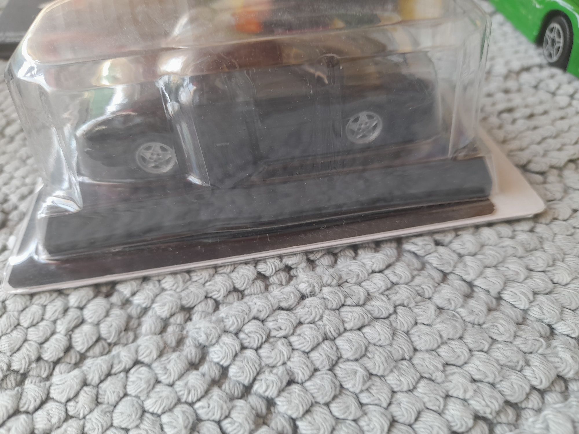 Carros diversos / bastantes marcas