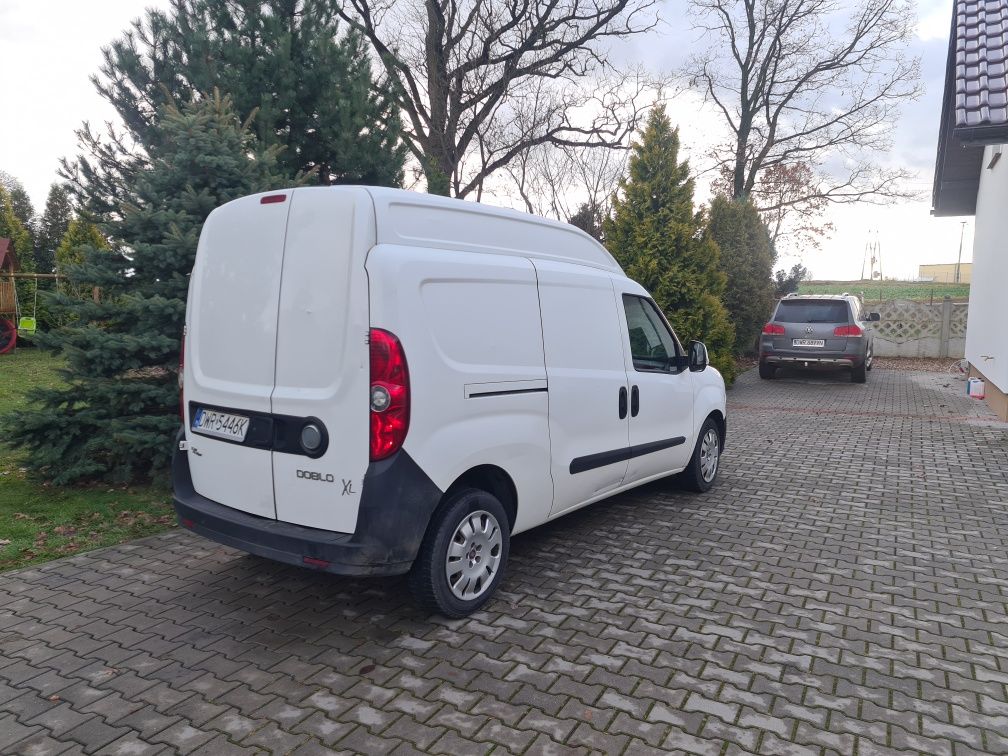 Fiat Doblo XL Max wysoki i długi