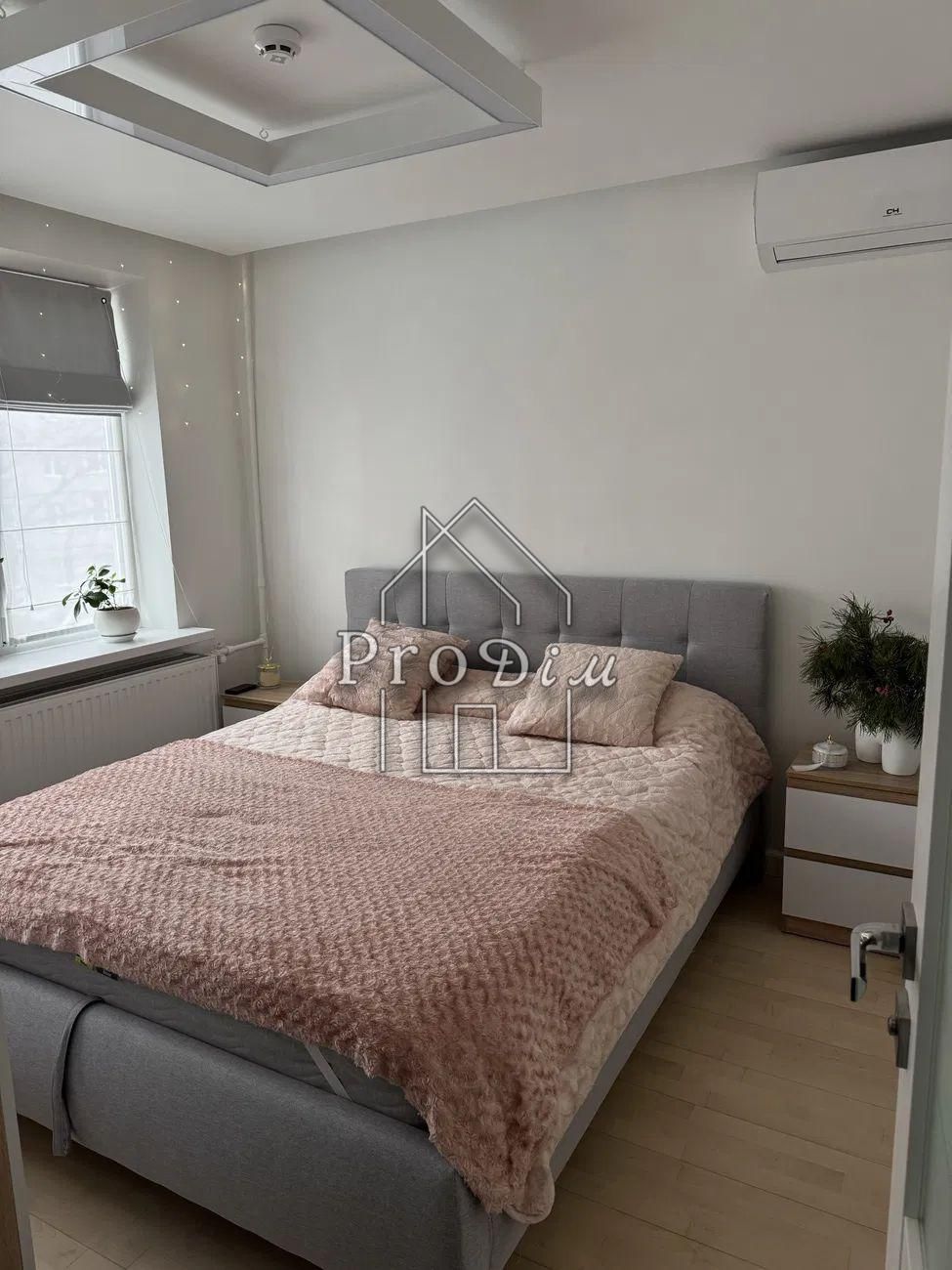 Продаж 1 к квартири Якуба Коласа 6Б.