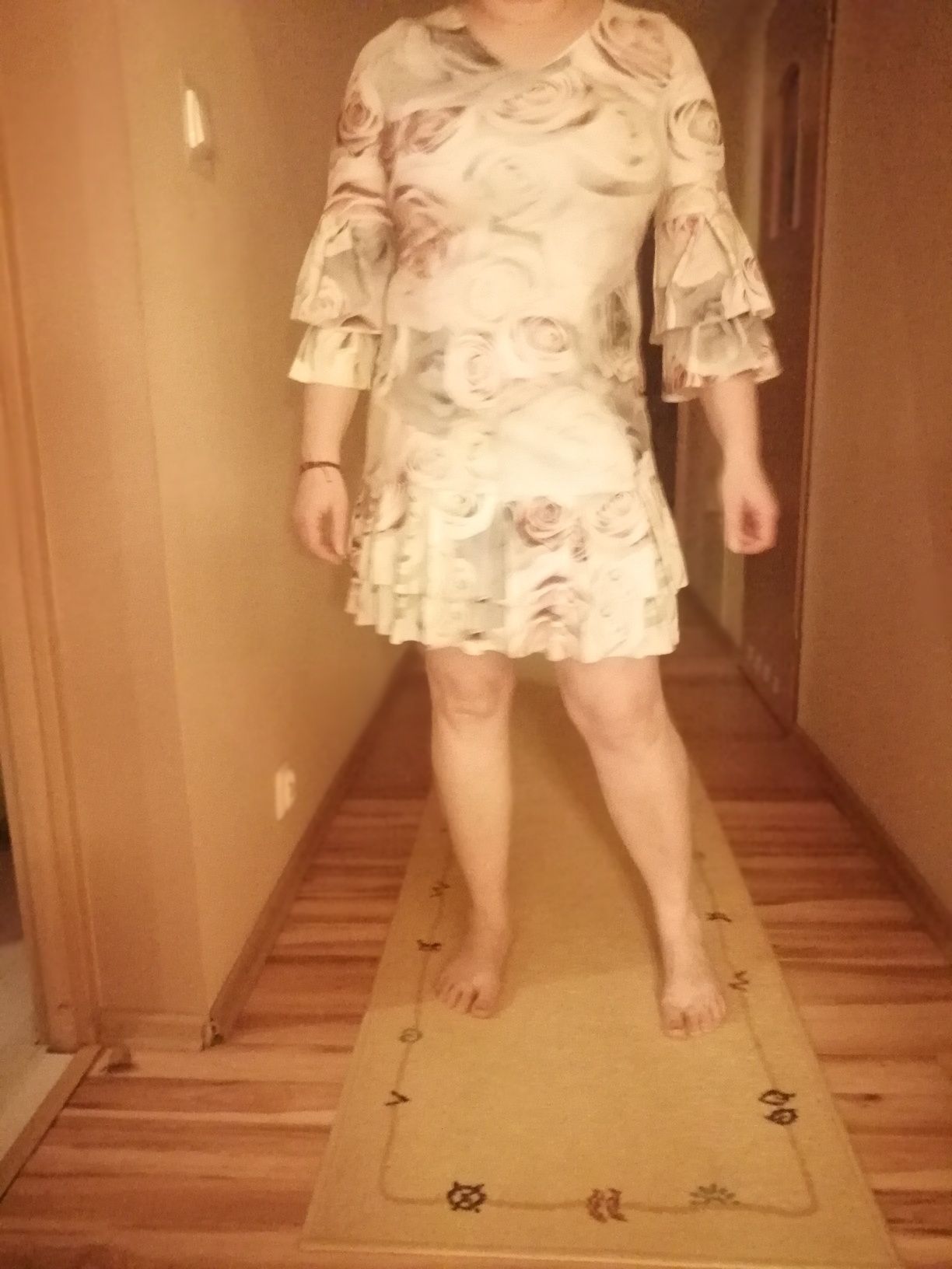 Sukienka w kwiaty