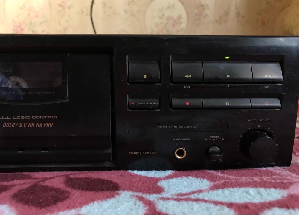 Кассетная дека Pioneer CT-S220