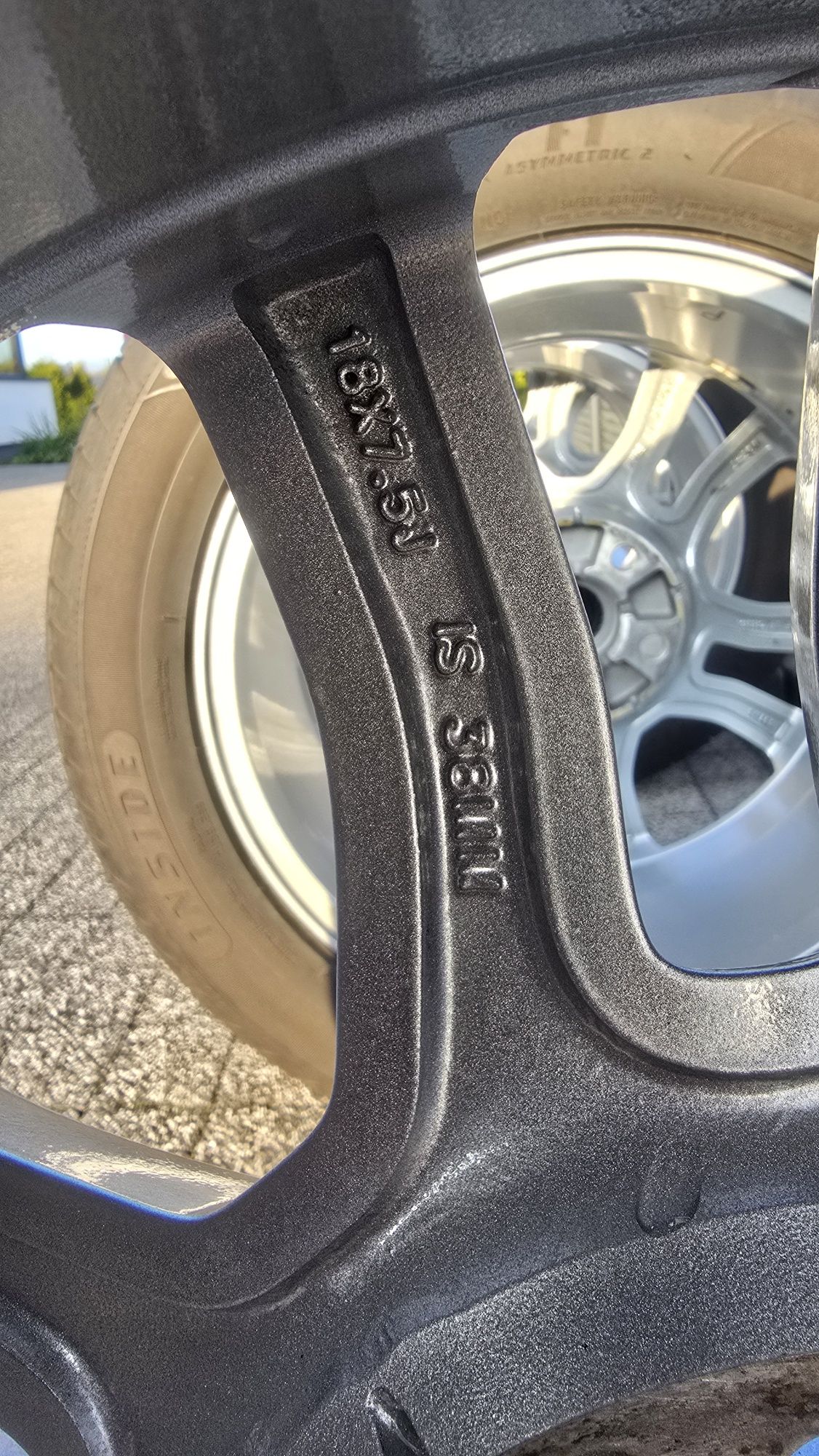 Felgi z oponami GM Camaro 18 5x120 OEM