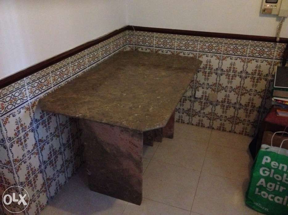 Mesa de Mármore Rosa