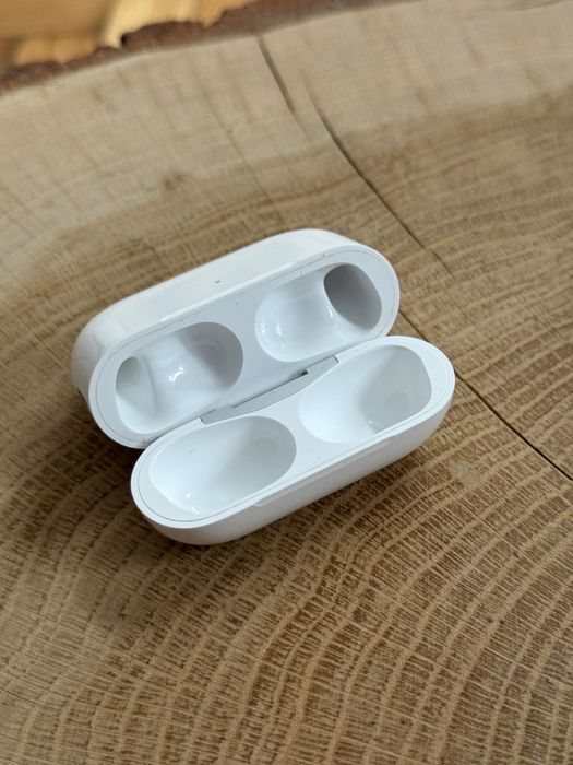 AirPods Pro 2nd Gen with Lightning charging case