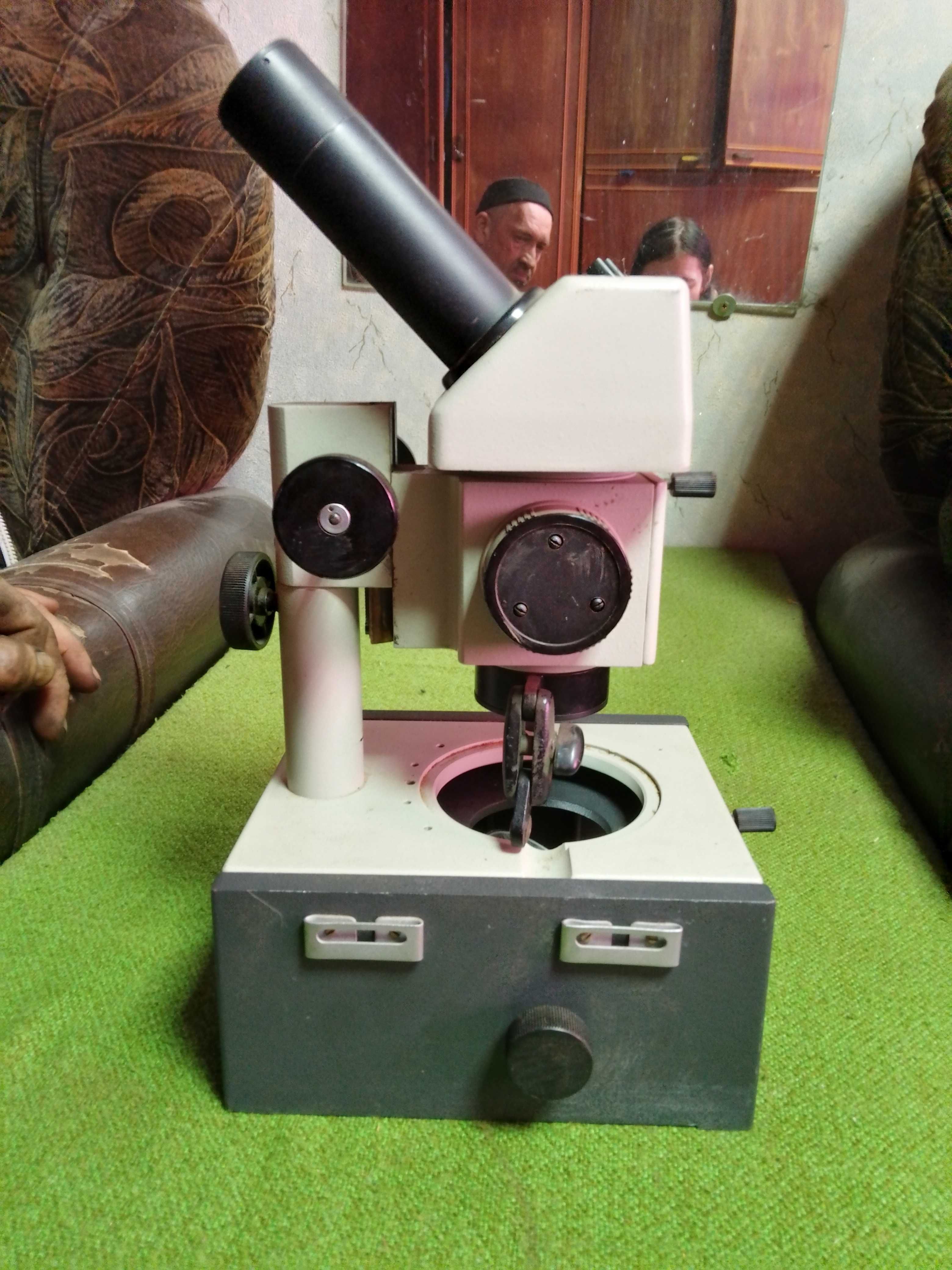 Продам Мікроскоп МВС 9