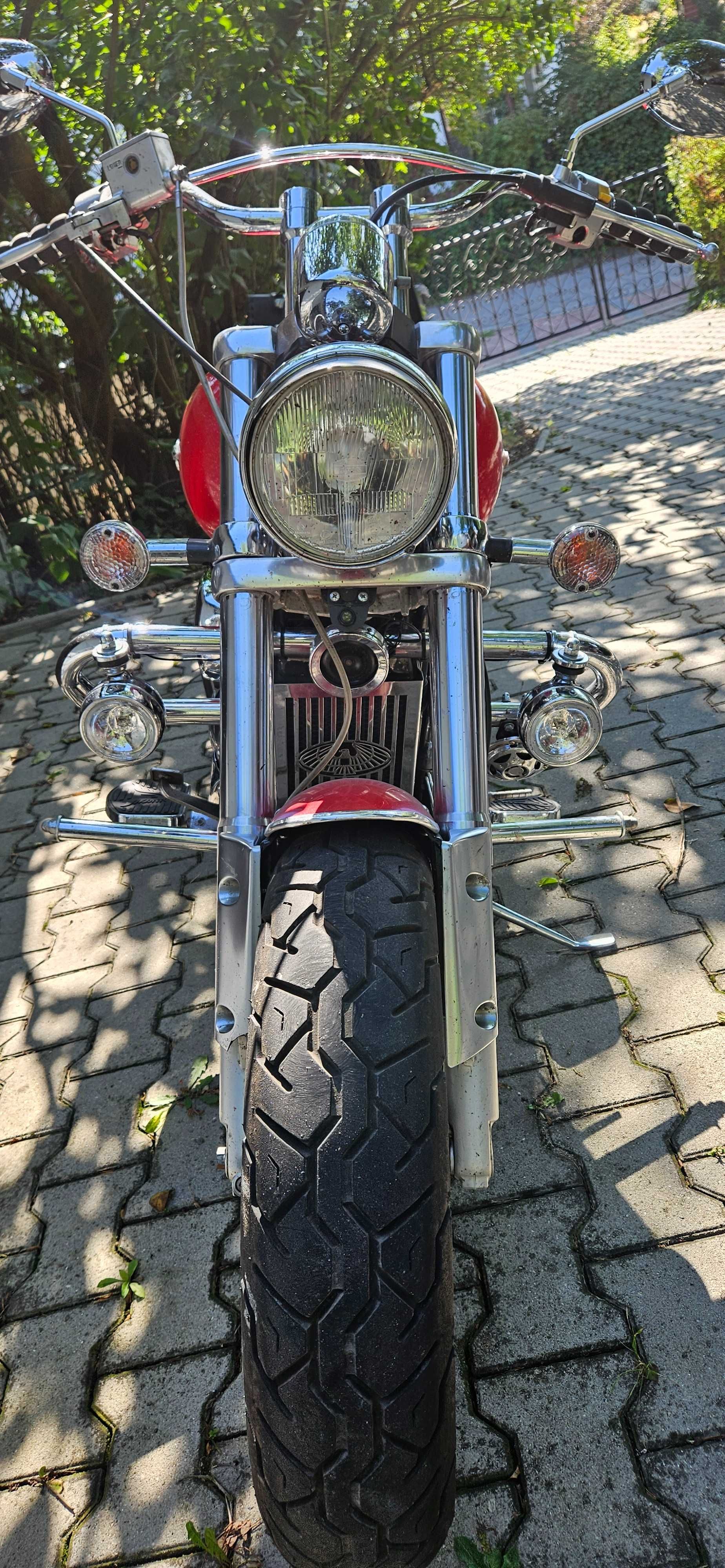 Suzuki Maruder VZ 800
