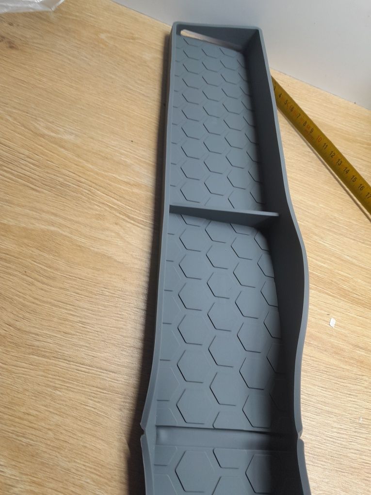 Silionowy szary organizer na półkę kuchenna na magnesy