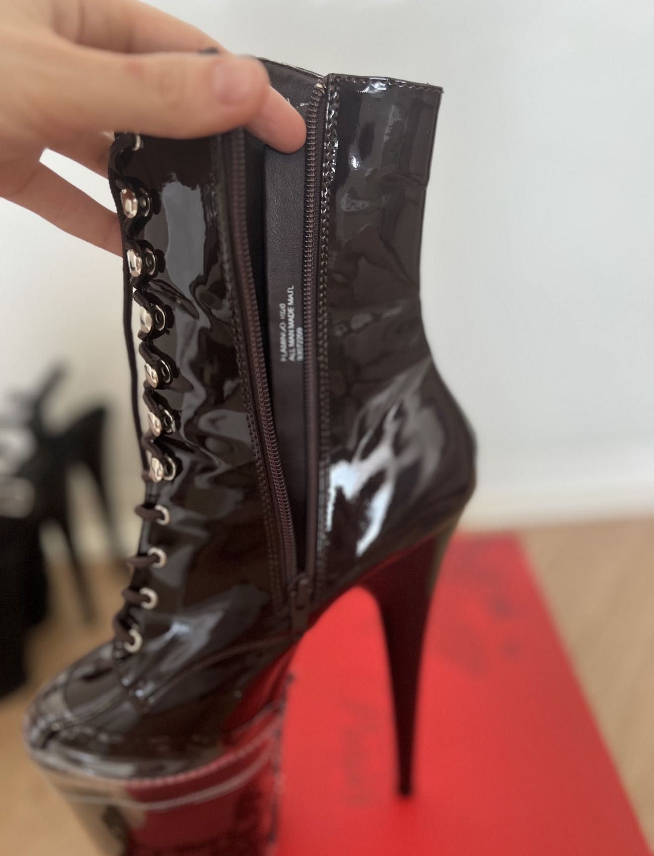buty do tańca pleaser 38 w obronie