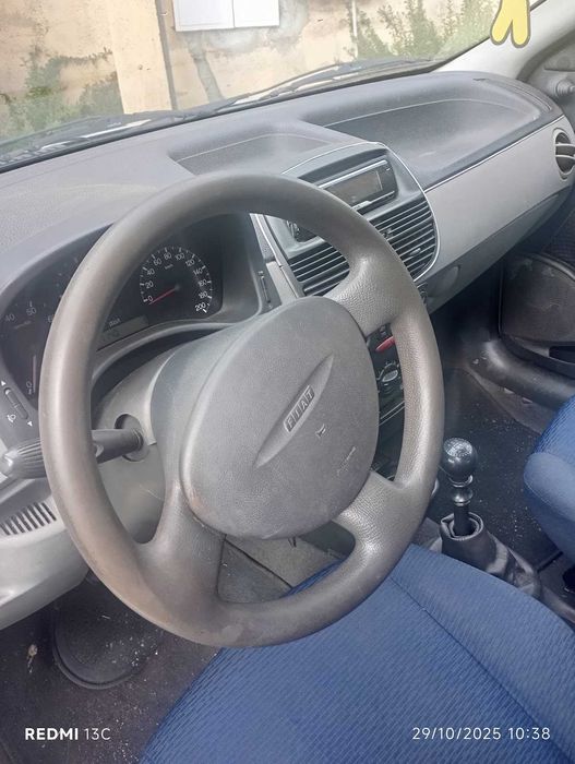 Vendo Fiat Punto 1.2 16 Válvulas de 2000