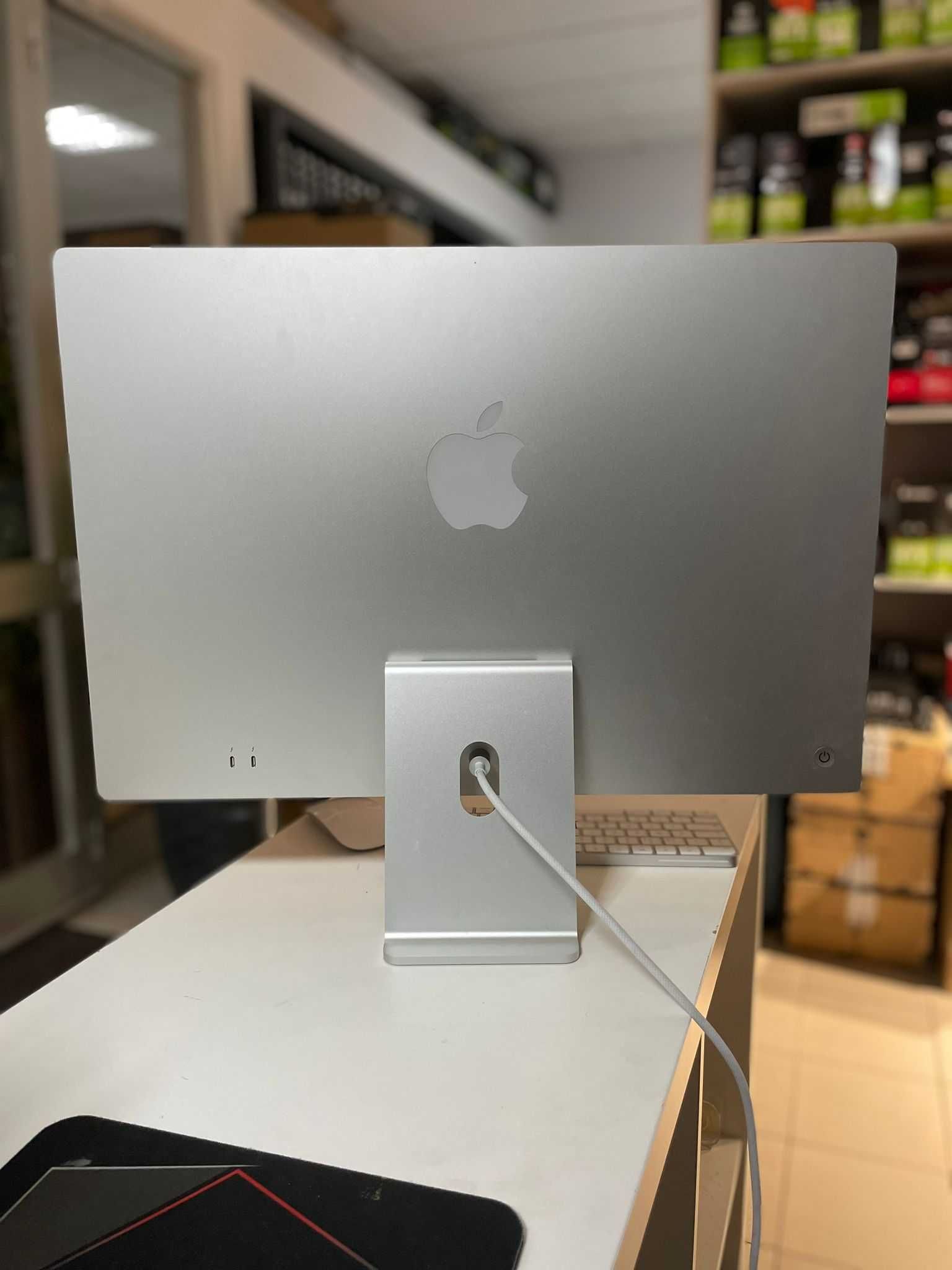 iMac 24-inch 2021 como novo com caixa e periféricos originais