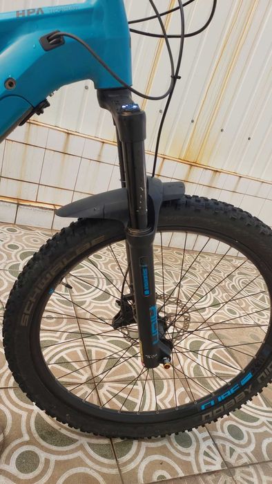 Bicicleta elétrica Cube STEREO HYBRID 140
Pro 500 27.5