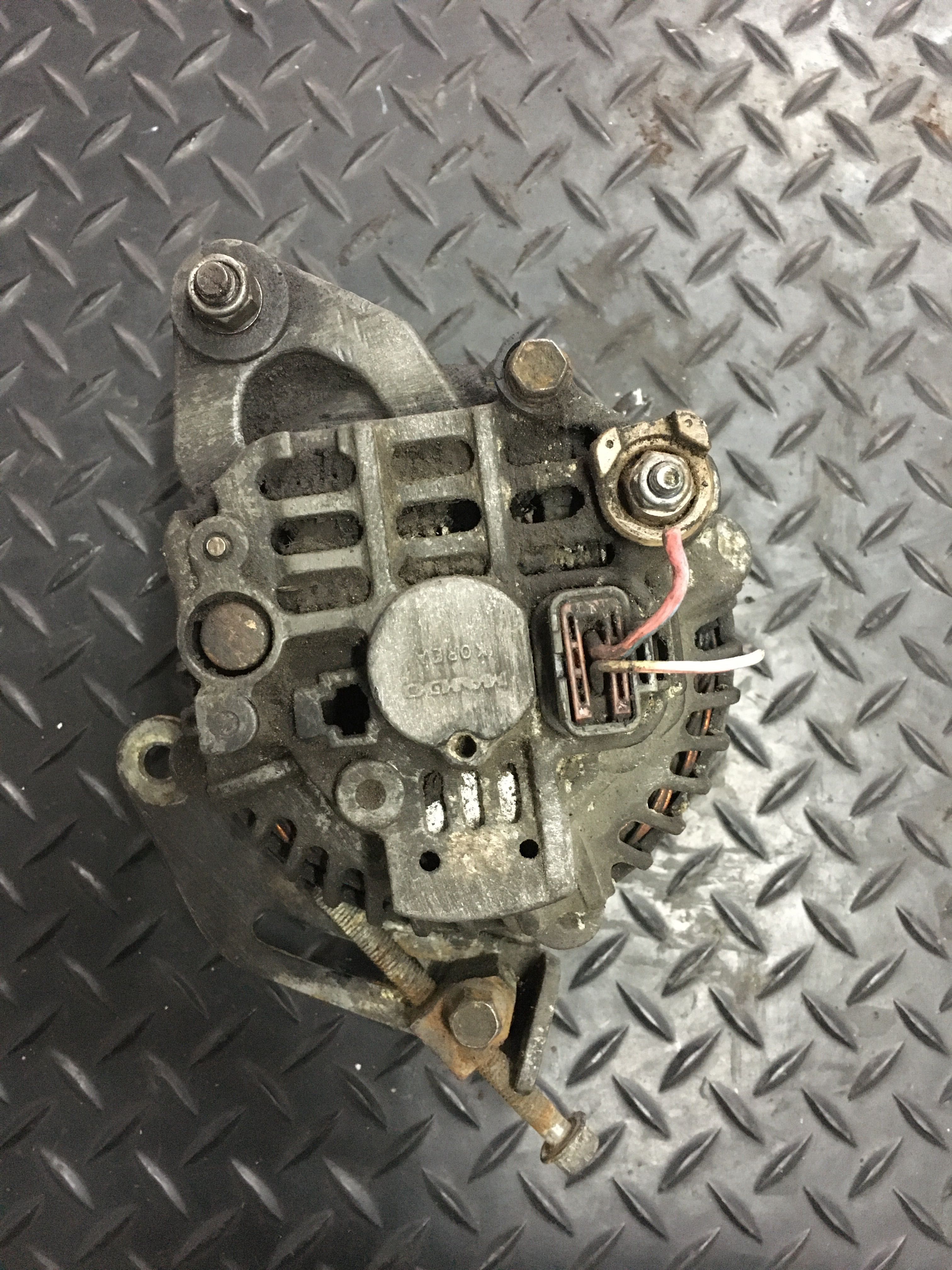 Hyundai Accent - alternator