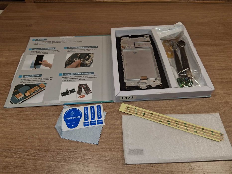 E172 Wyświetlacz LCD Ekran Dotyk Samsung Galaxy A21S Ramka Zestaw