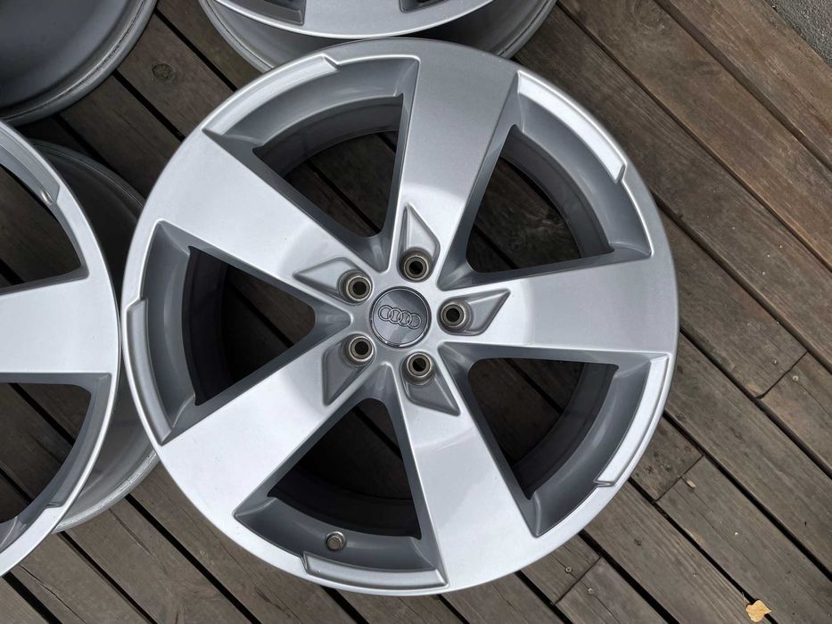 Oryginał Felgi aluminiowe 20cali 4K0 AUDI A6 C6 C7 C8 A4 5x112 nr203