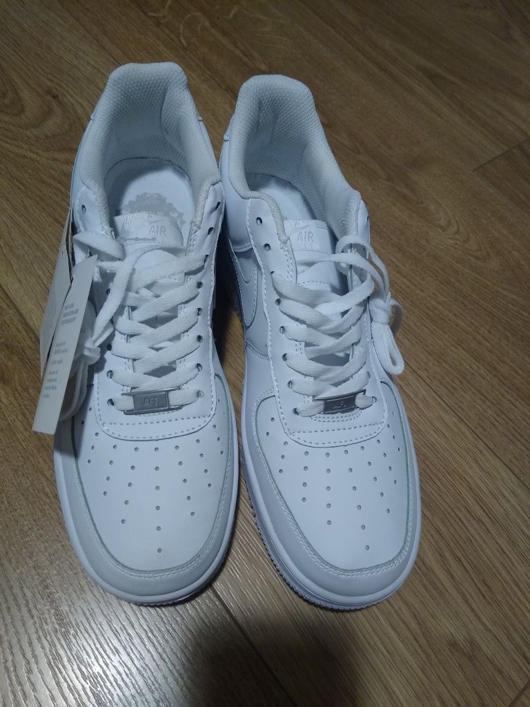 Buty Nike AIR rozm. EUR.43