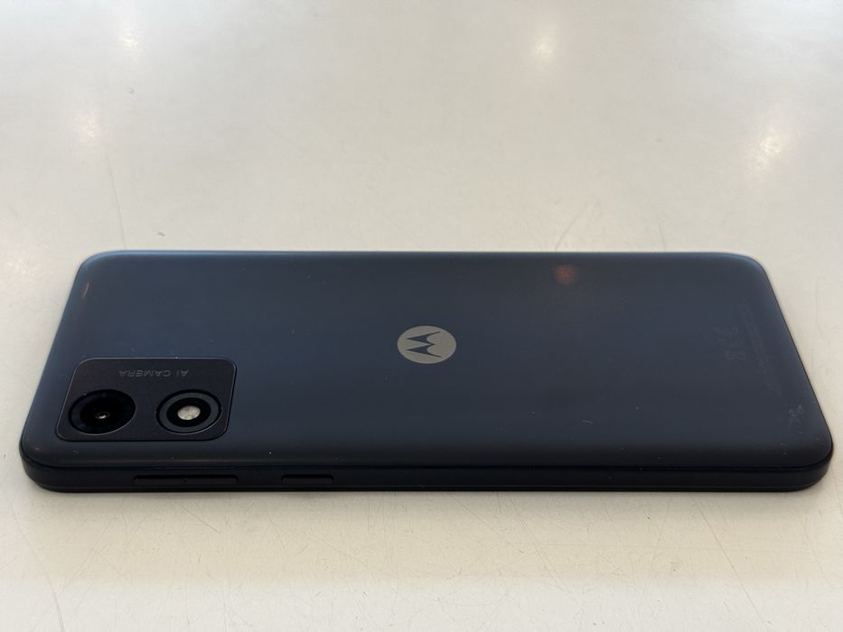 Motorola Moto E13 2/64GB Niebieski