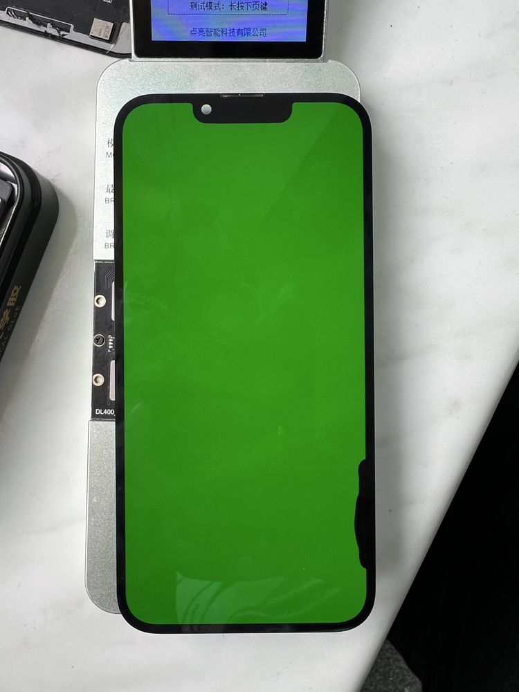 Екран дисплей iphone 13 pro з плямою, без чіпа