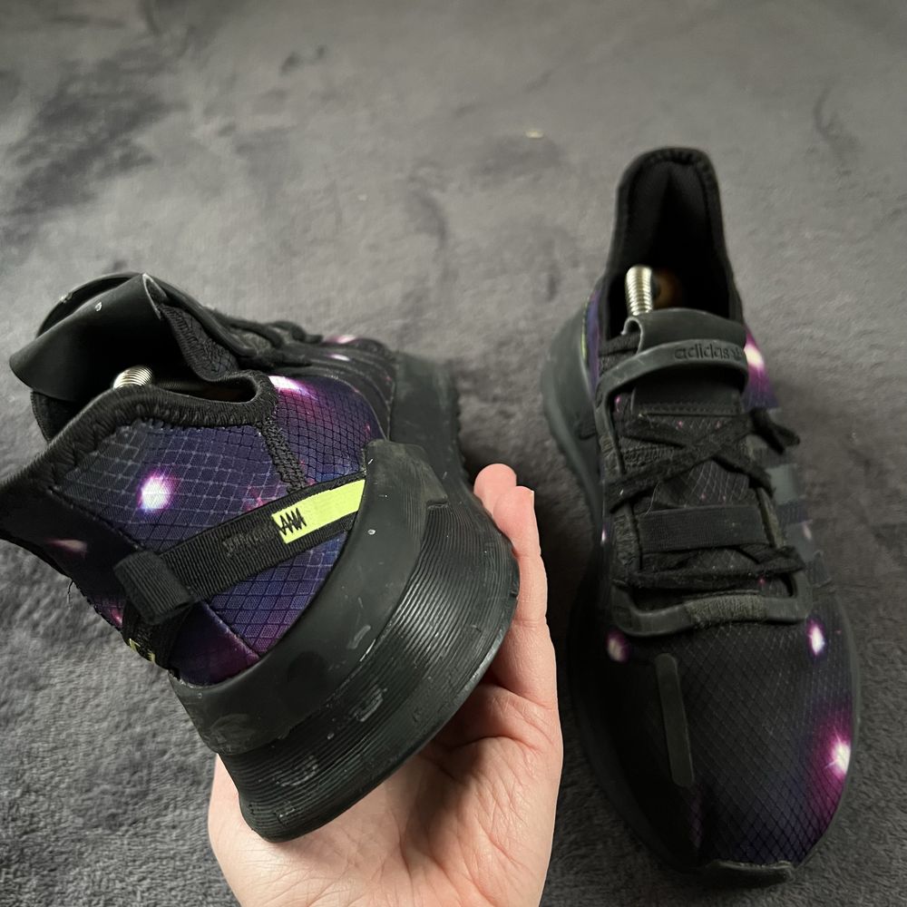 Жіночі кросівки Adidas U-Path run. P. 37.