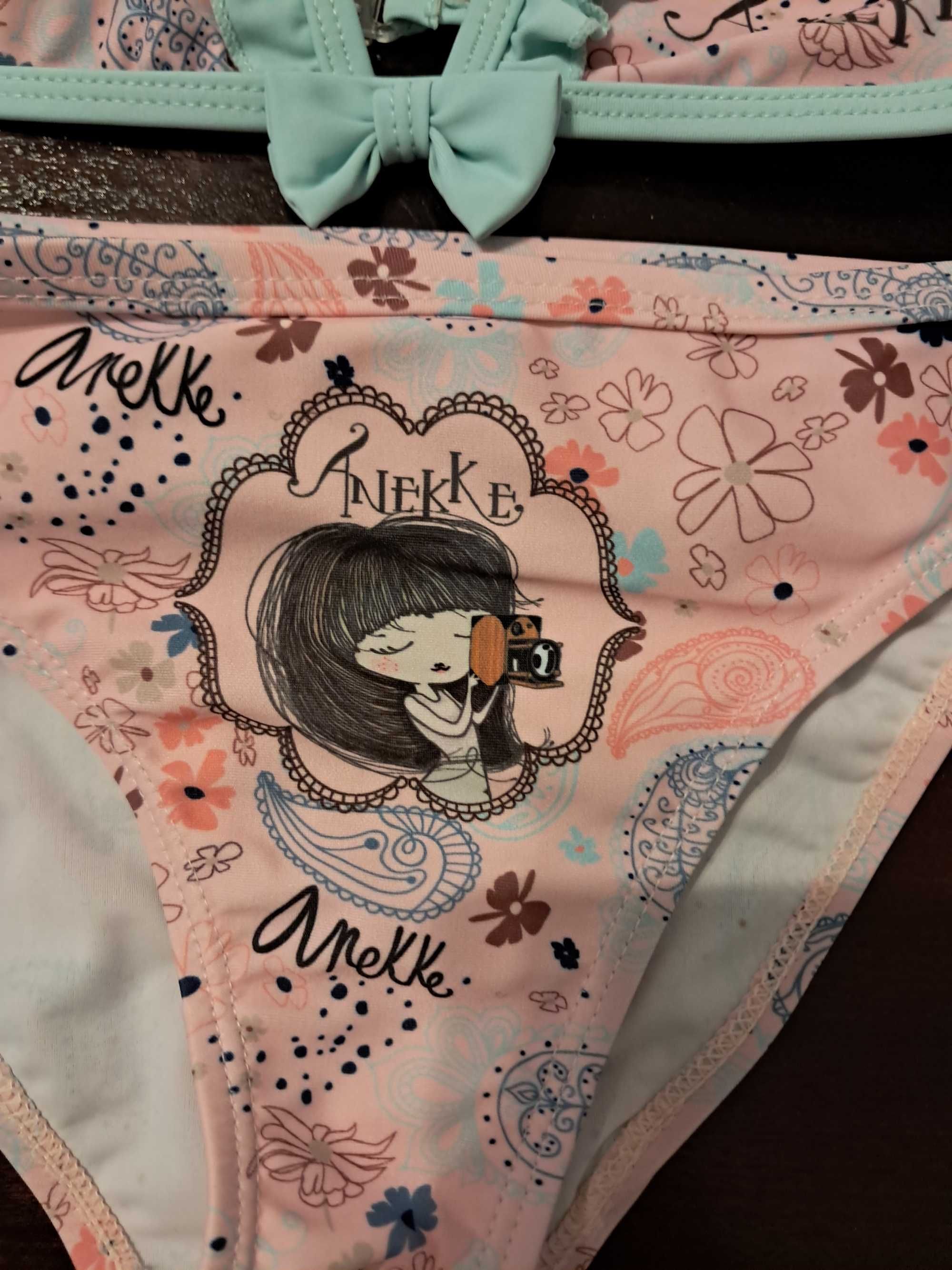Bikini menina da marca Anekke