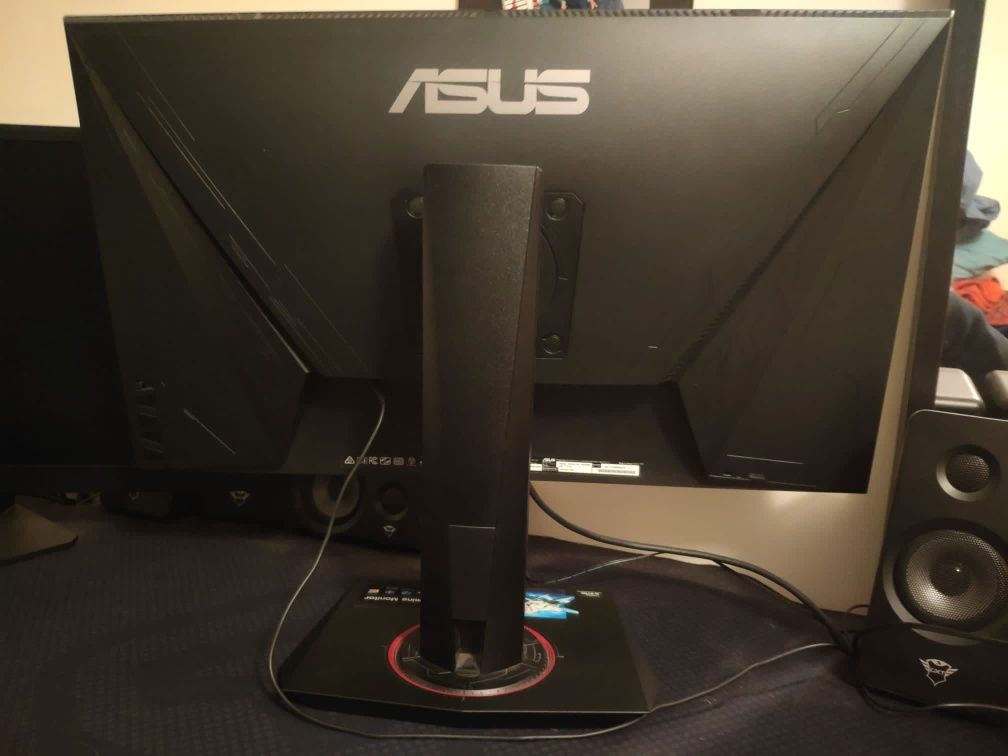 ASUS VG278QR 27' 165hz Gaming Monitor