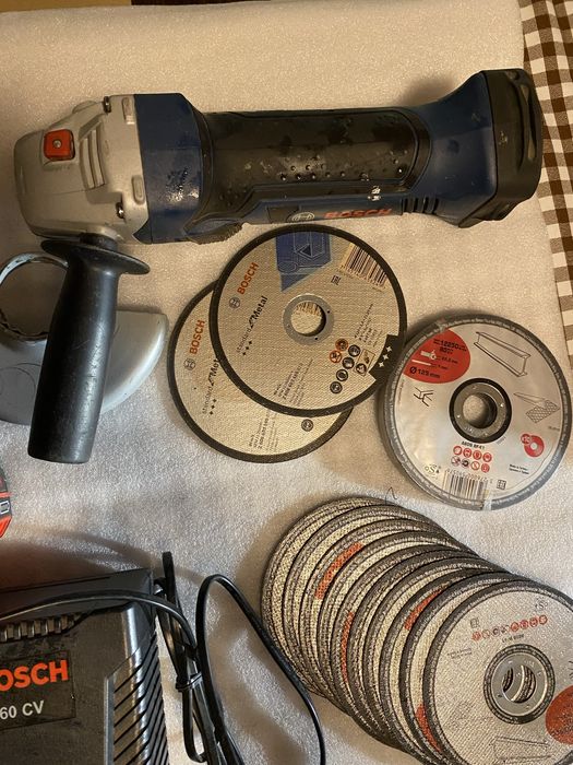 BOSCH Professional Szlifierka Kątowa GWS 18-125-V-LI + 2 Akumulatory