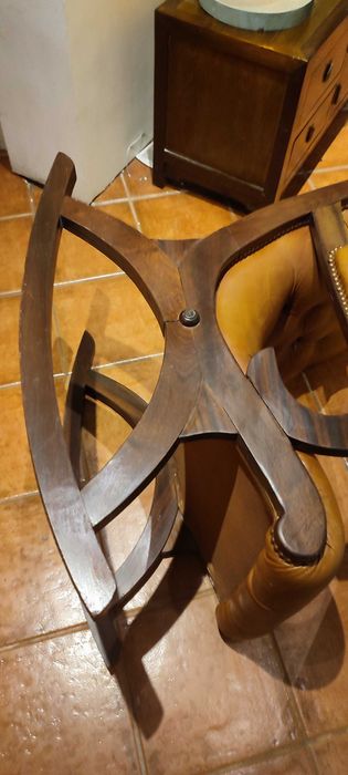 Cadeirão Baloiço em Pele