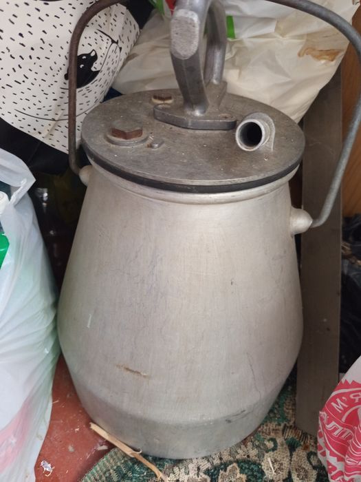 Алюмінієвий битон