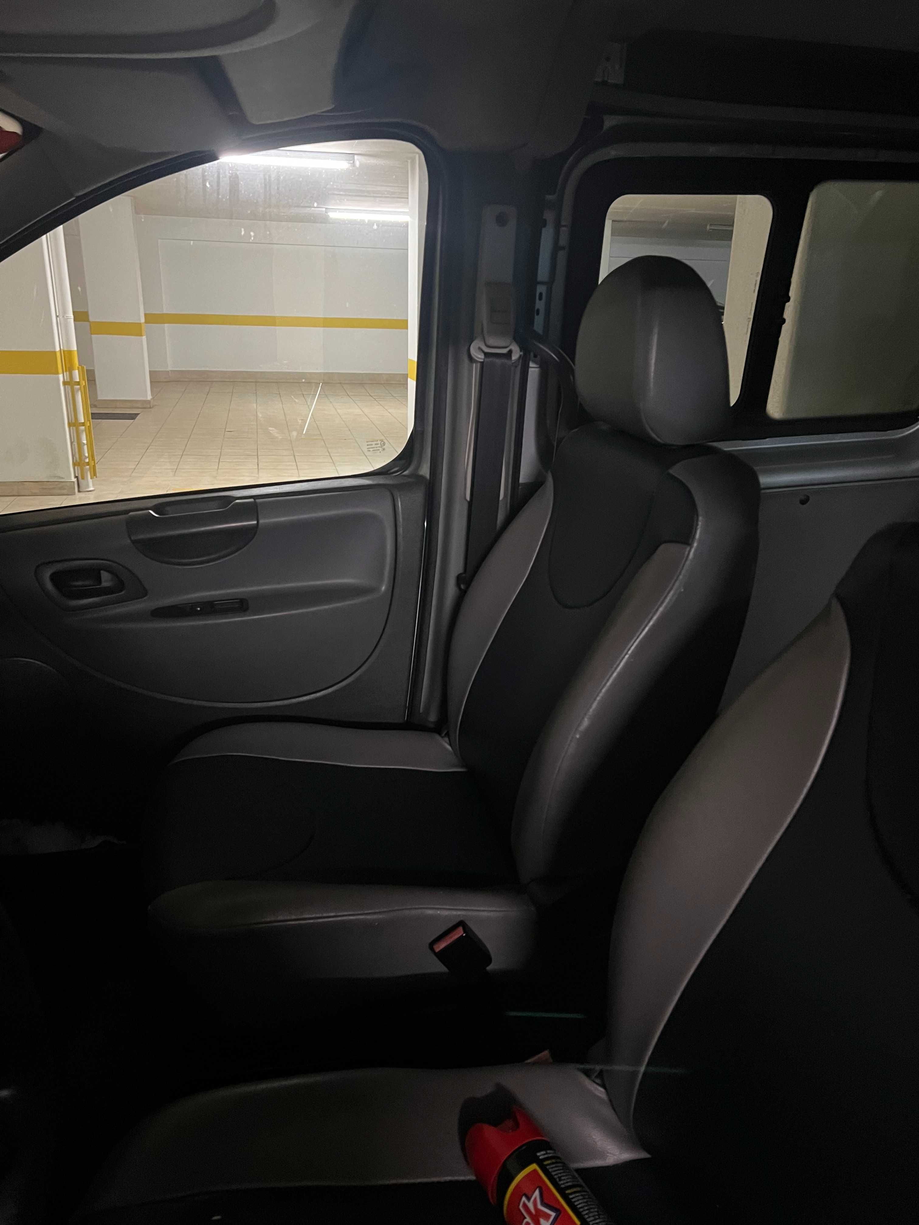 Fiat Scudo 9 LUGARES