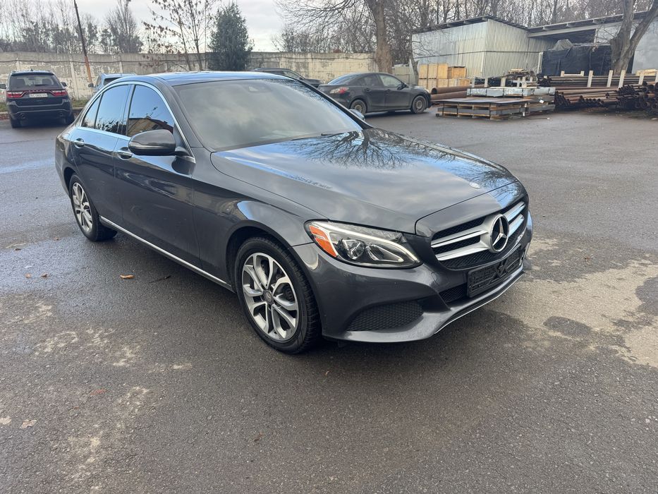 Продам мерседес С300 4matic 2016 рік