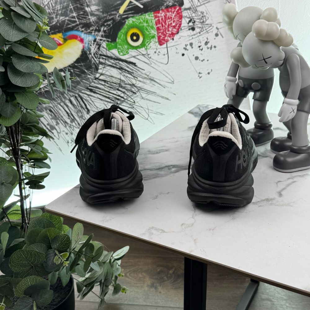 Кросівки Hoka Clifton 9 44 розмір Е5416