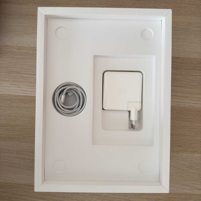 Apple MacBook Pro (16-inch, 2019)