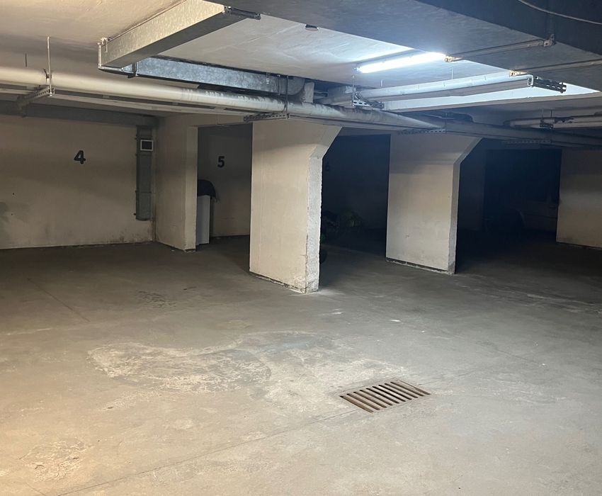 Wynajmę miejsce postojowe w hali garażowej, Poznań ul. Sieradzka