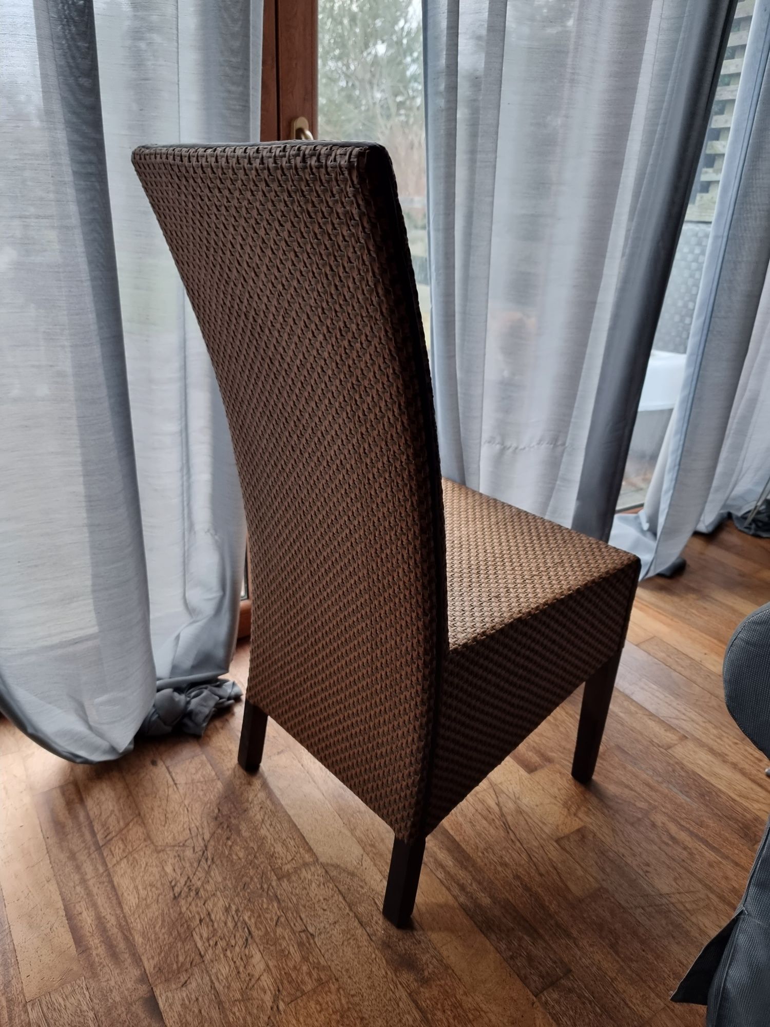 Krzesło wyplatane - 2 szt