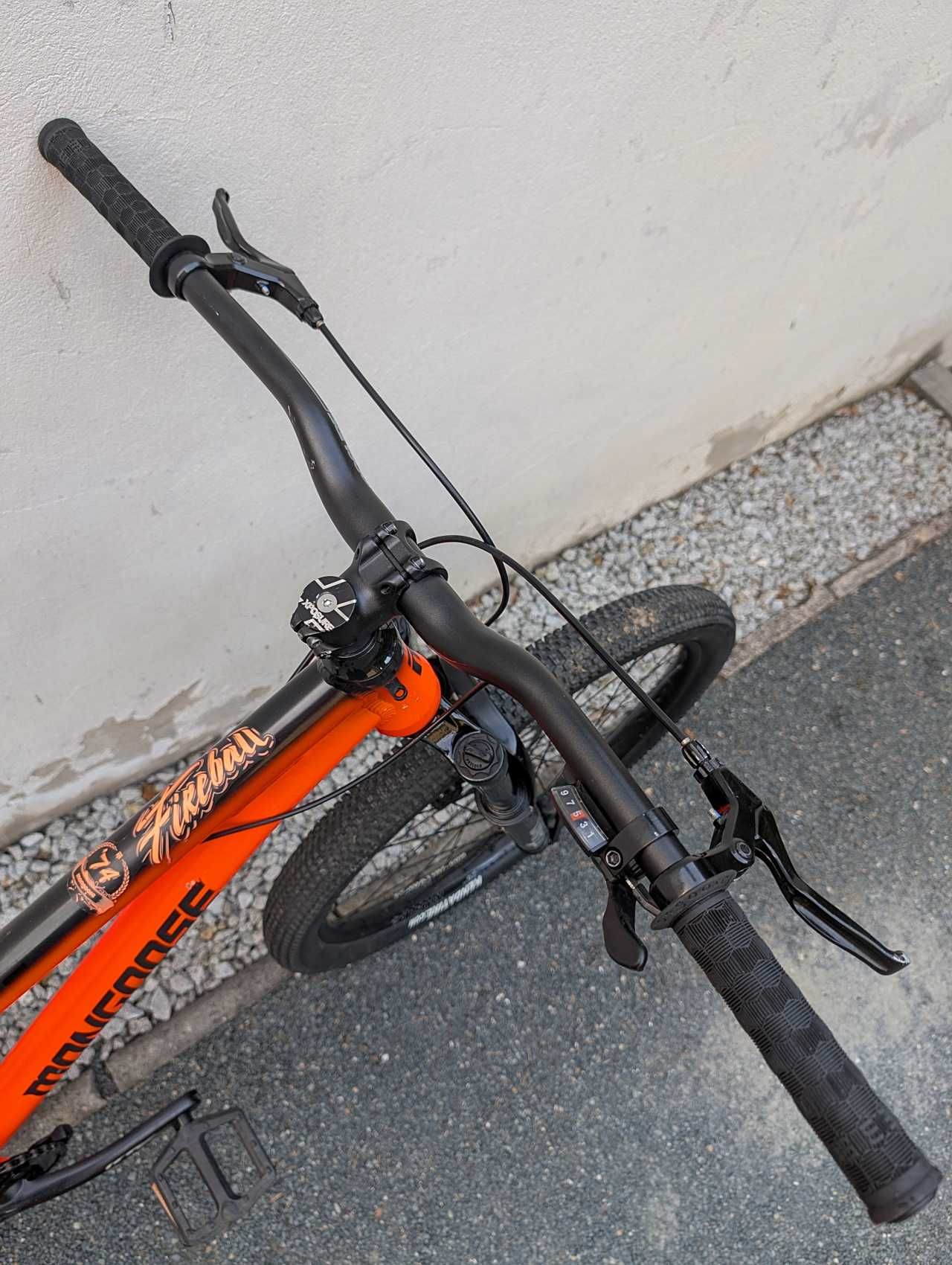 Rower Mongoose Fireball 26 Orange Dirt Street