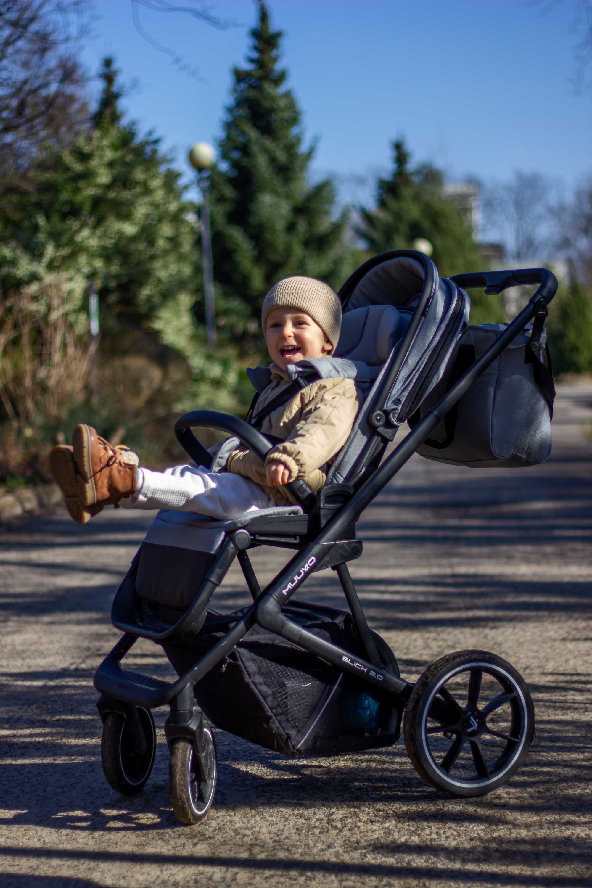 Wózek Muuvo SLICK 2.0 2w1 Lekki Składany Gondola+Spacerówka +Adaptery
