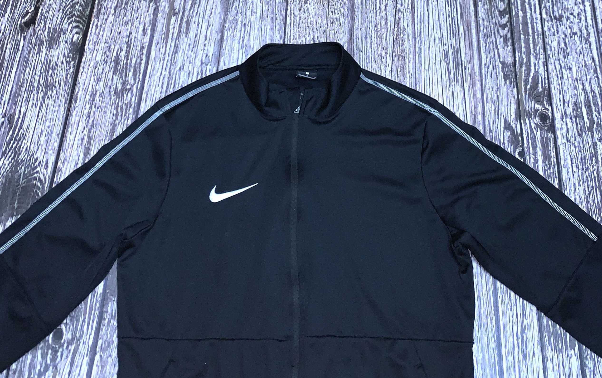 Фирменная кофта Nike для мужчины, размер L