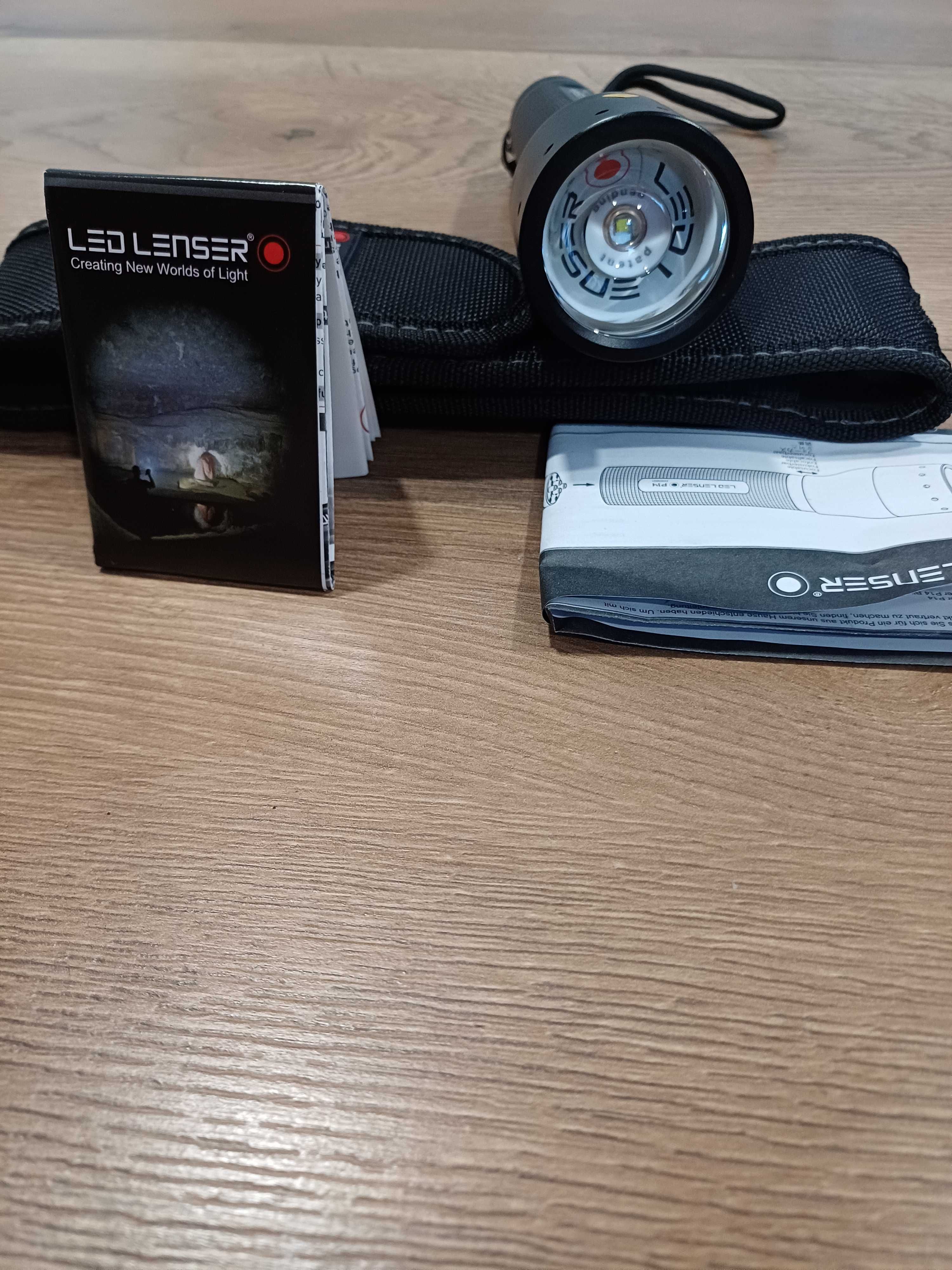 Latarka led lenser p14