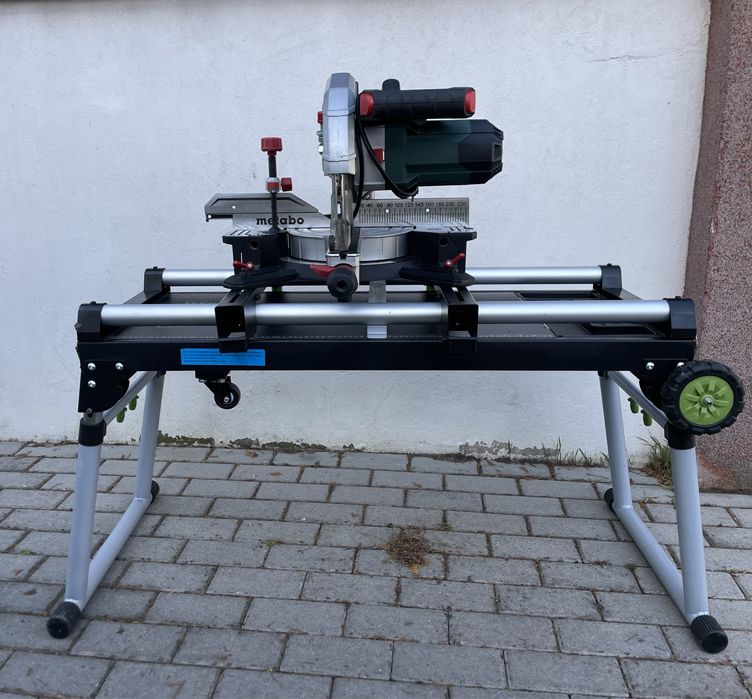 Wynajem ukosnica z stolem multifunkcyjnym