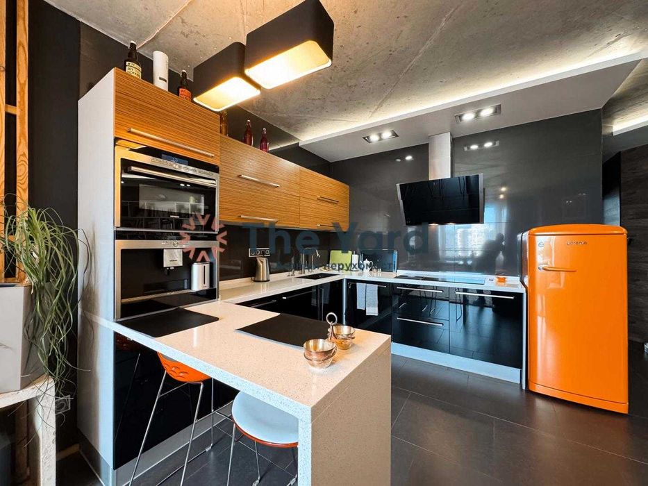 Продаж 3к квартири в ЖК Голосієво з генератором та сонячними панелями