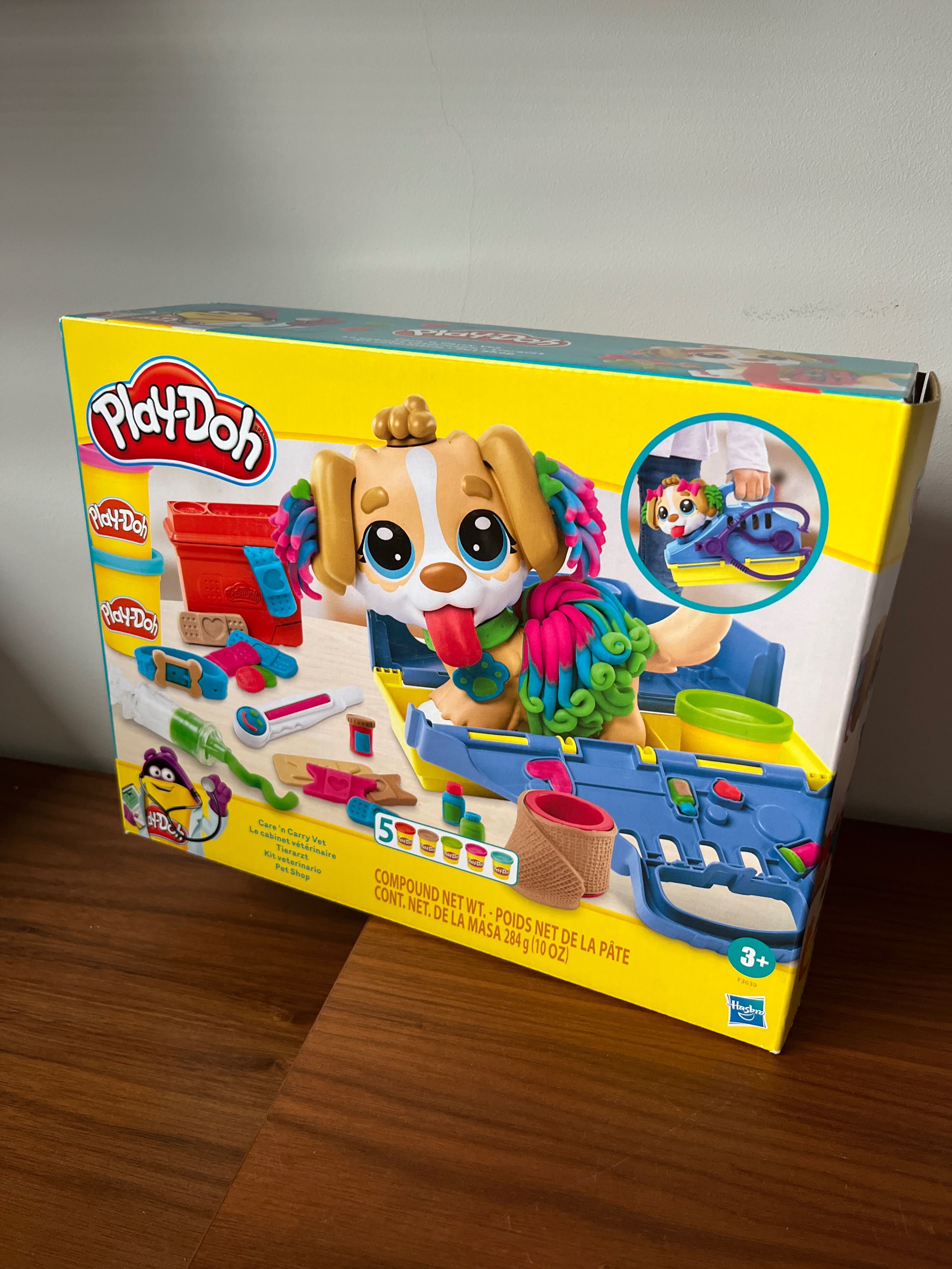 Hasbro Ciastolina Play Doh Wizyta u weterynarza weterynarz pesek F3639