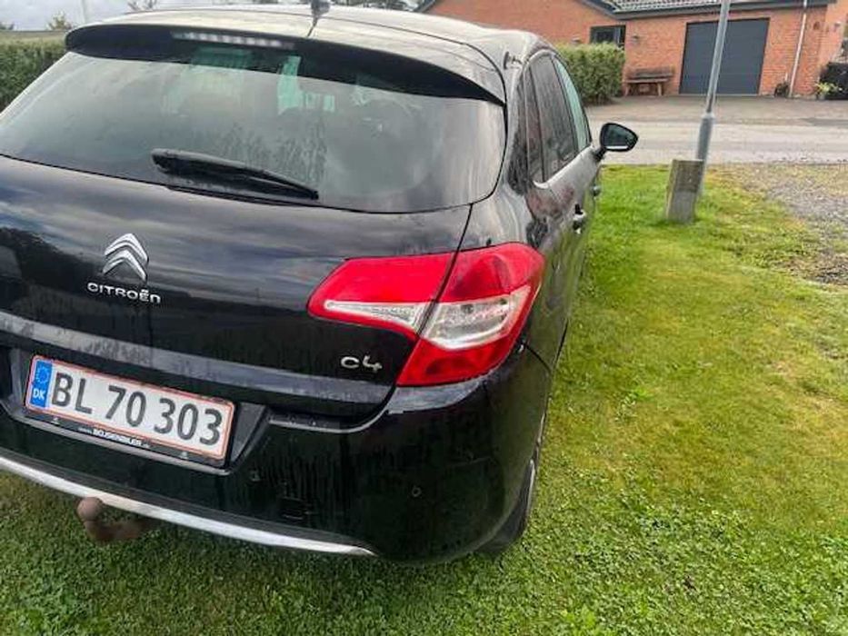 Citroen C4 1.6d niski przebieg.najtanszy