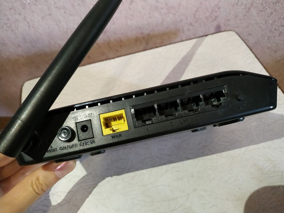 Роутер D-Link  DIR-300S