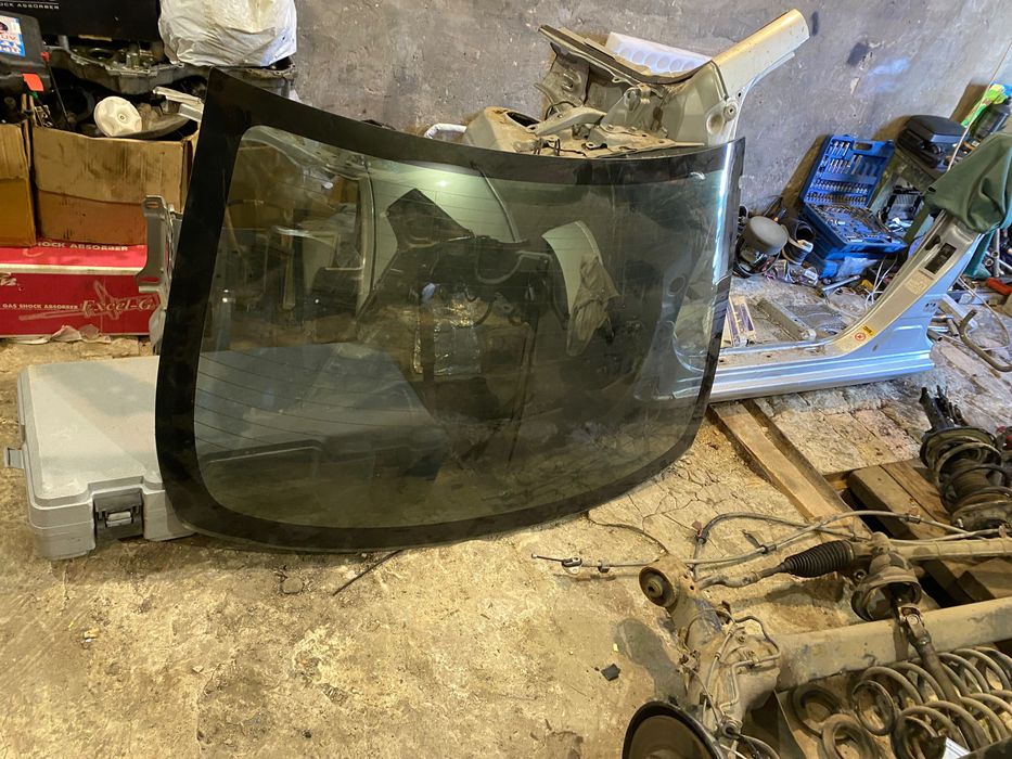 Стекло заднее Toyota Corolla 2008 e150